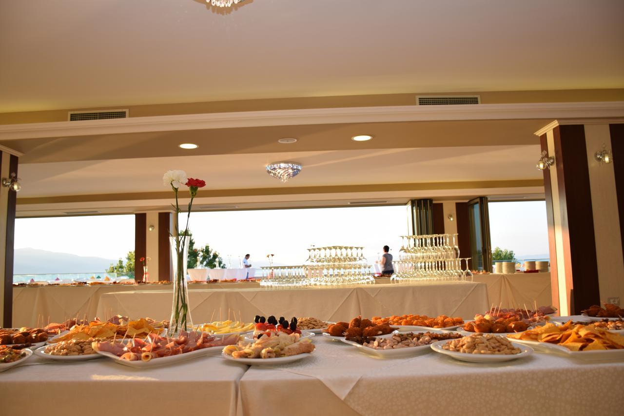 Hotel Pogradeci 2 Tushemisht Bagian luar foto